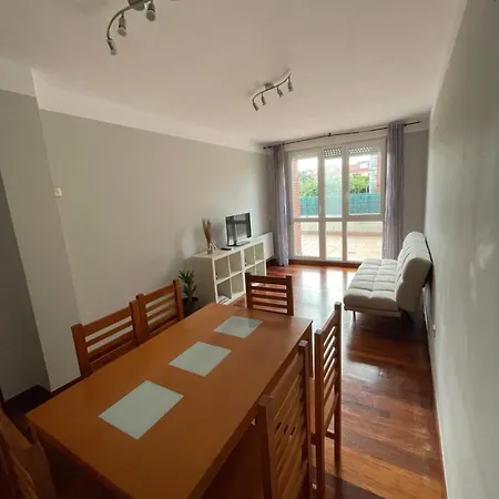 Apartamento Con Terraza En Playa San Juan De La Canal Cerca De Santander Apartment